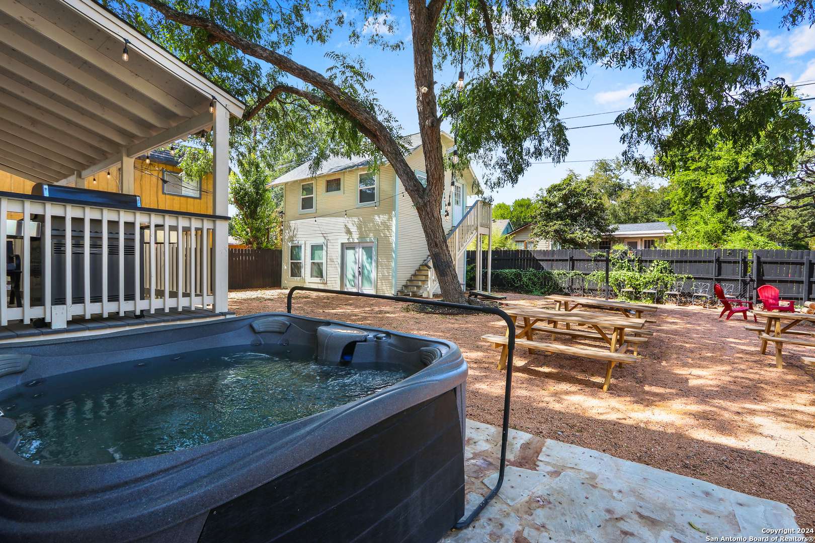 223 E Craig Place San Antonio TX 78212