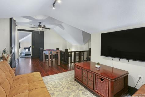 223 E Craig Place San Antonio TX 78212
