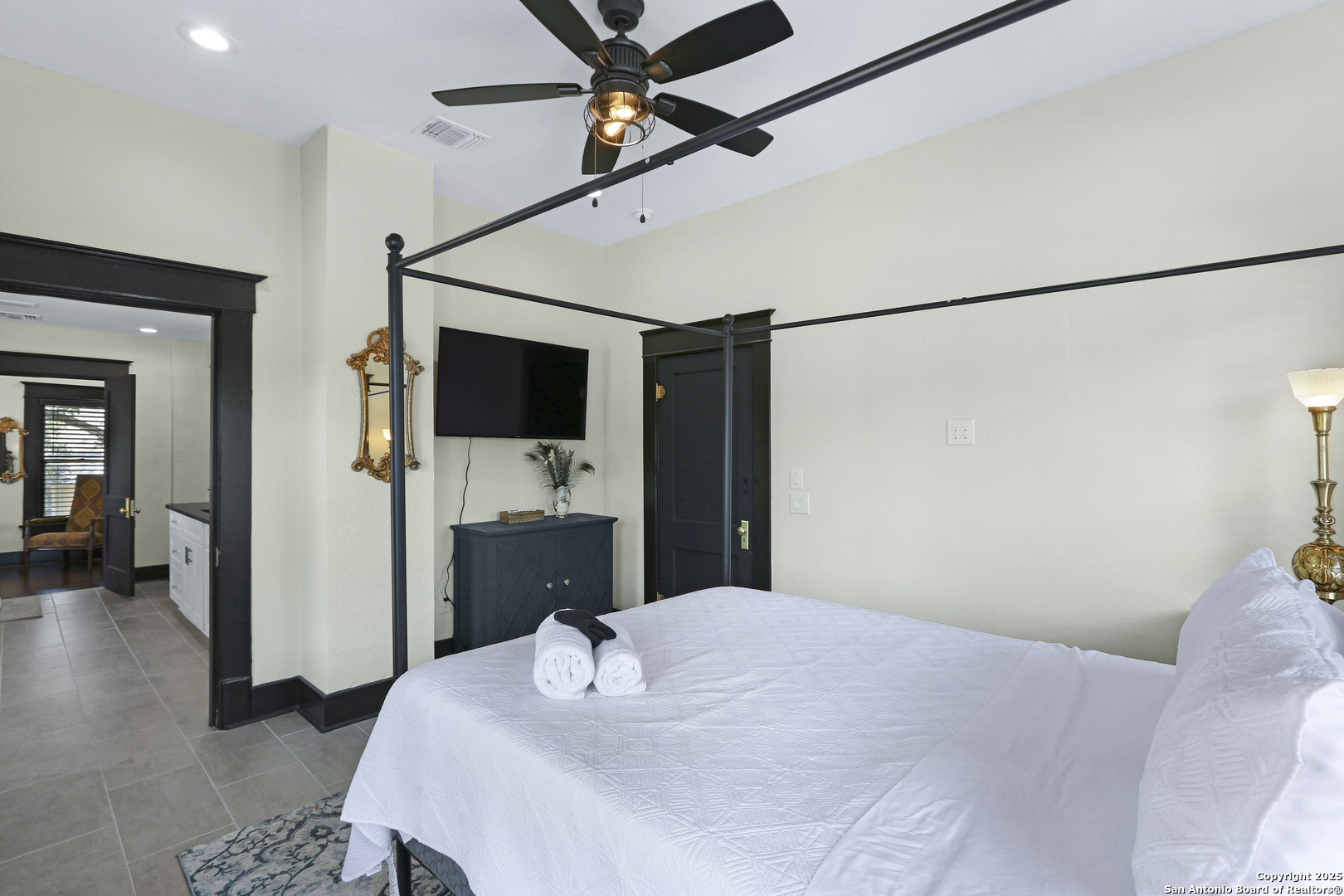 223 E Craig Place San Antonio TX 78212