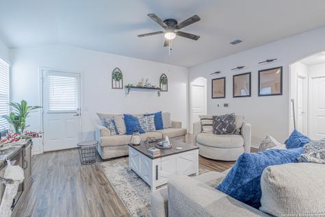 730 Pelican San Antonio TX 78221