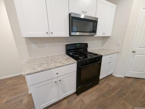 3526 Angus San Antonio TX 78245