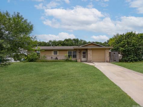 7514 Sage Oak Street Live Oak TX 78233