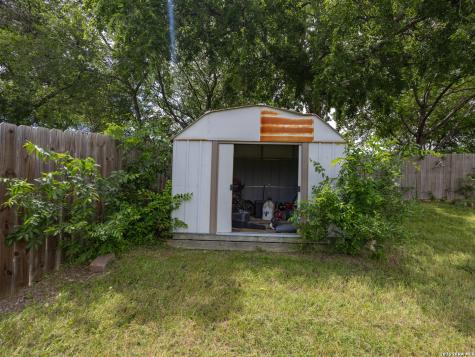 7514 Sage Oak Street Live Oak TX 78233