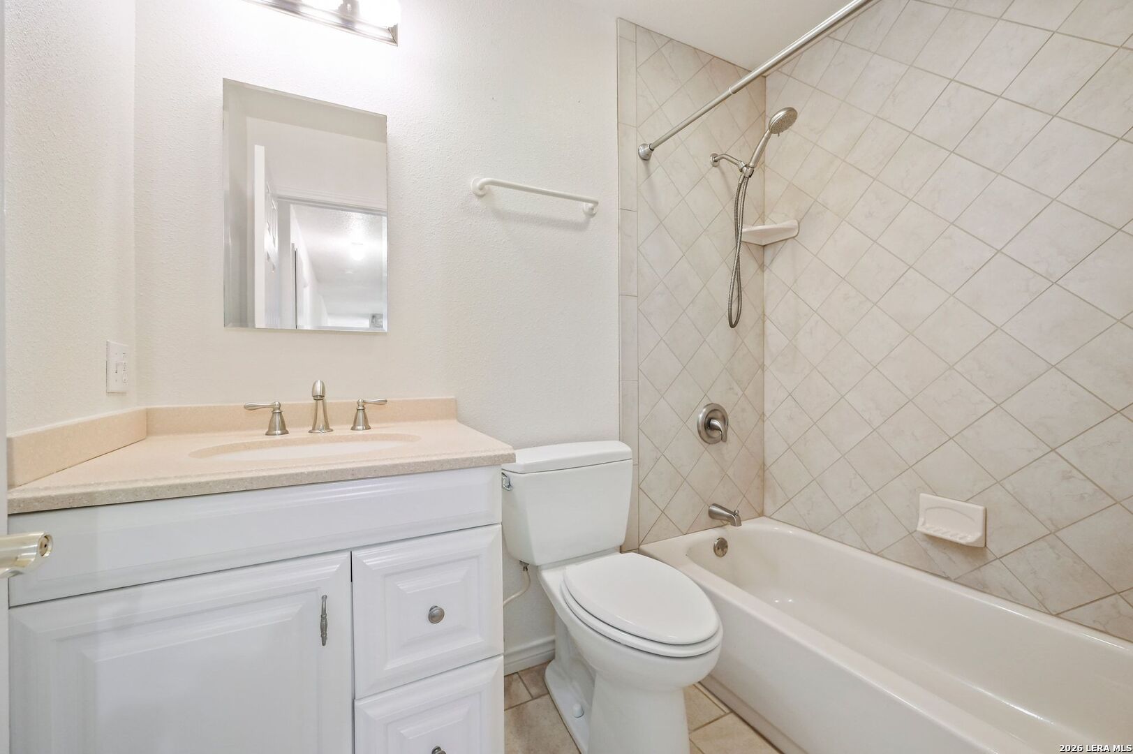 162 Oakside Universal City TX 78148