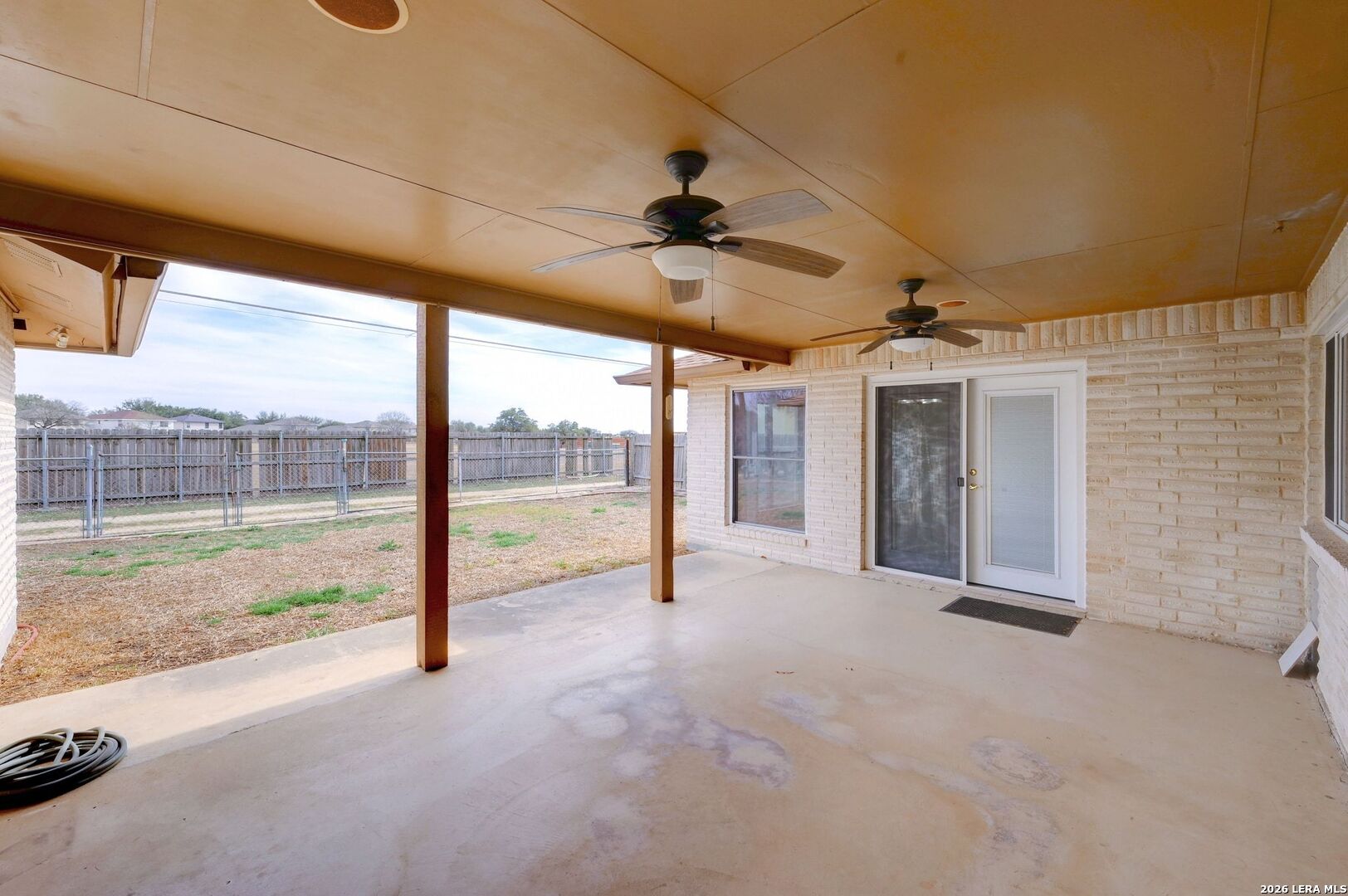 162 Oakside Universal City TX 78148