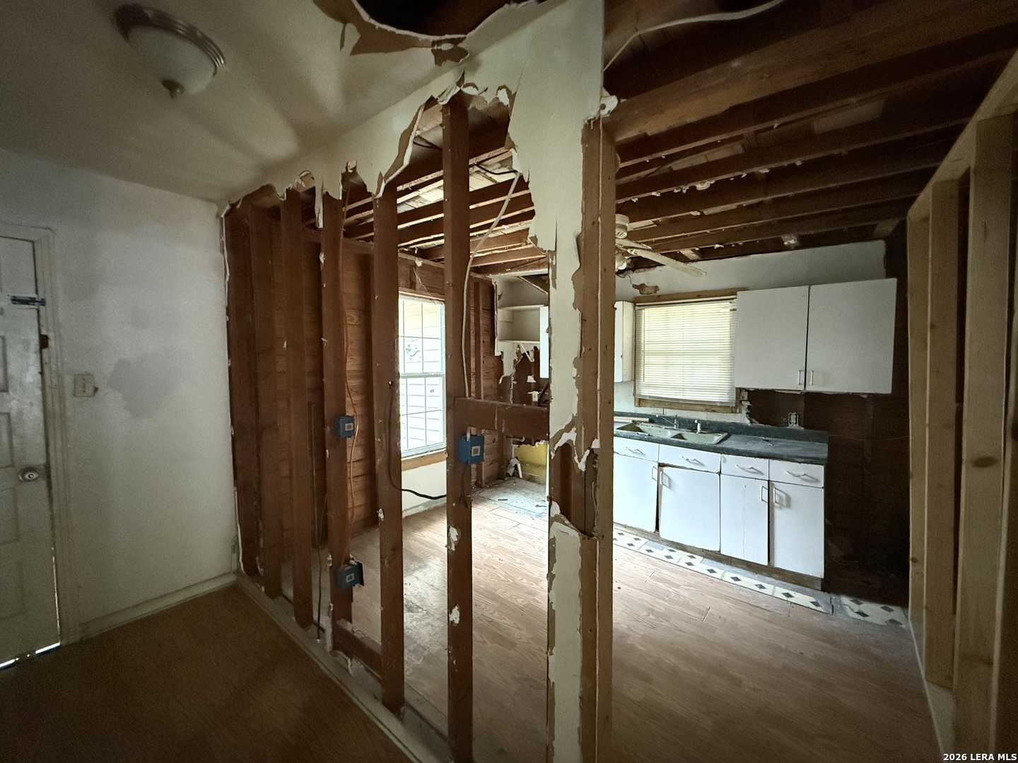 458 E Young San Antonio TX 78214