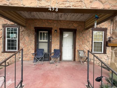458 E Young San Antonio TX 78214