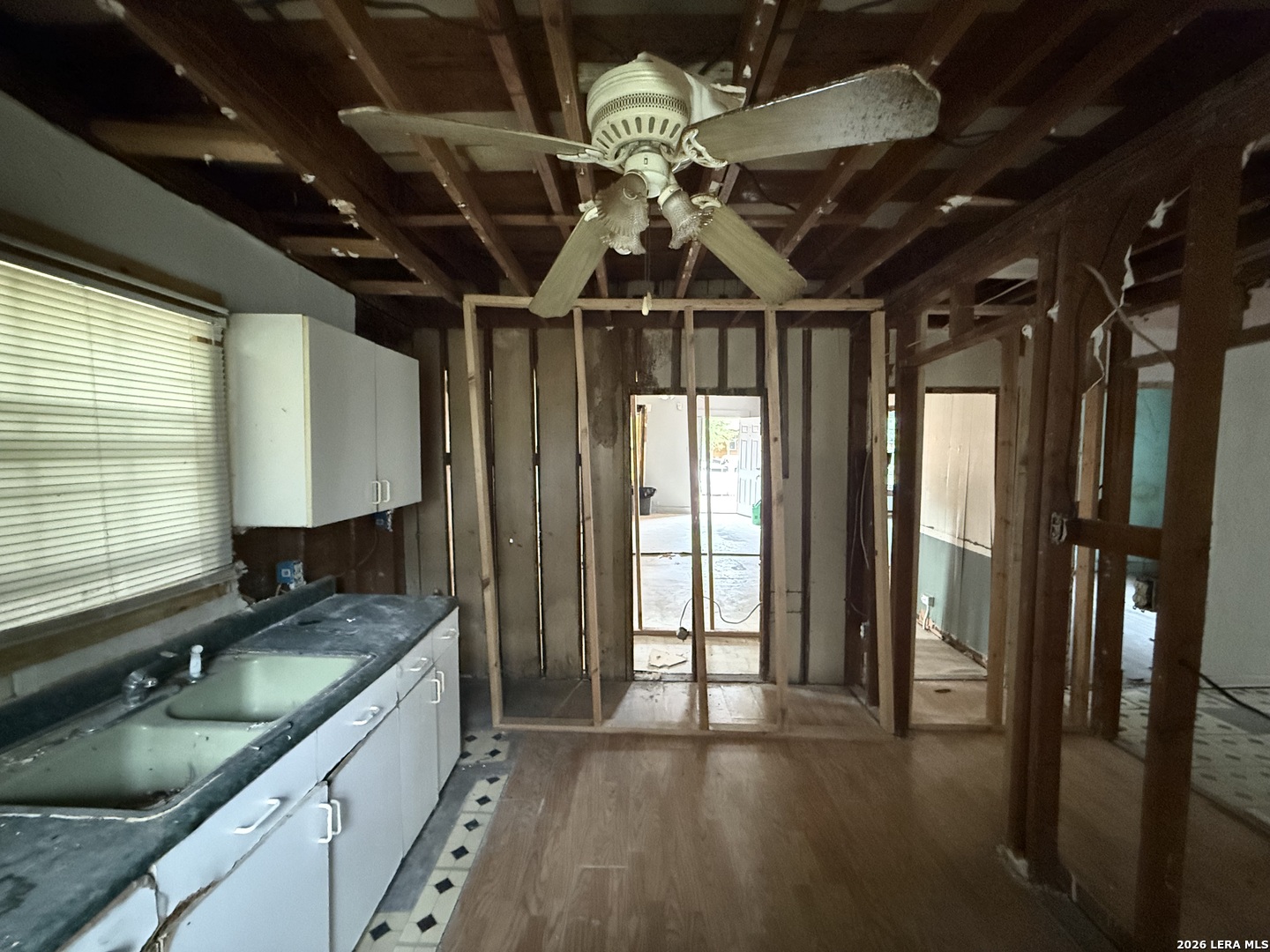 458 E Young San Antonio TX 78214