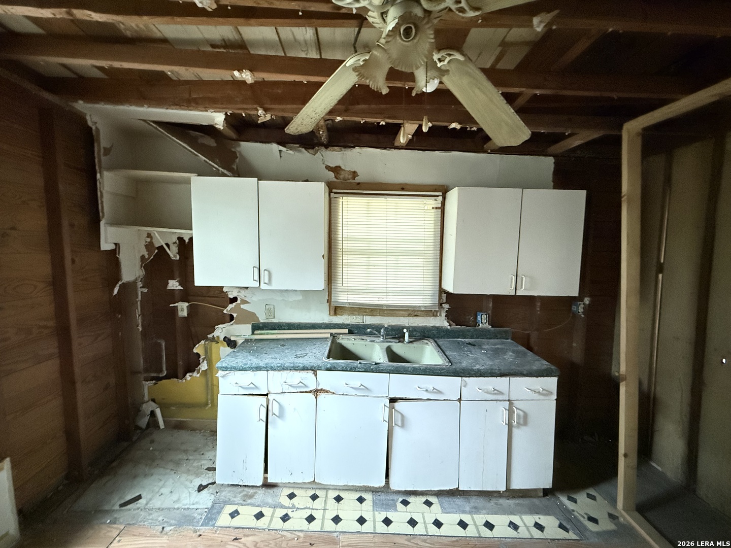 458 E Young San Antonio TX 78214