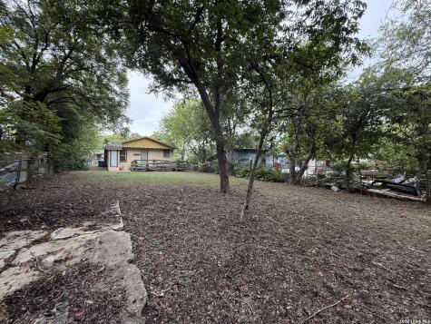 458 E Young San Antonio TX 78214