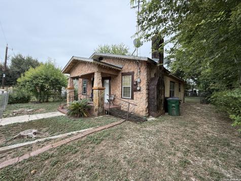 458 E Young San Antonio TX 78214