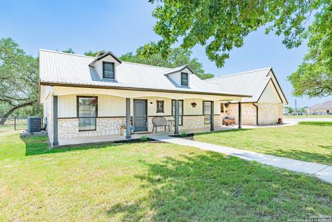 461 Fm 3432 La Vernia TX 78121