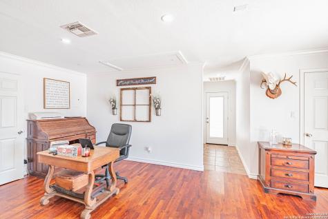 461 Fm 3432 La Vernia TX 78121