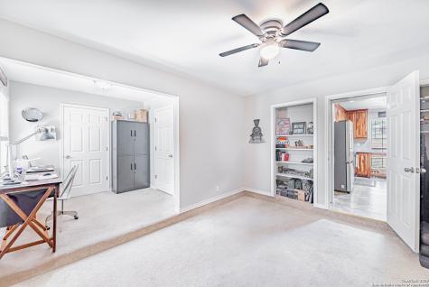461 Fm 3432 La Vernia TX 78121