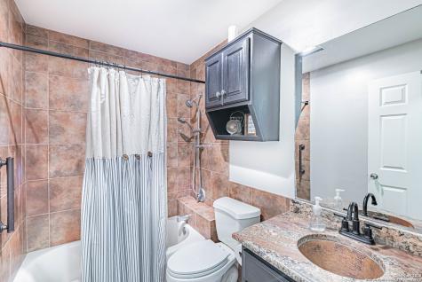 461 Fm 3432 La Vernia TX 78121