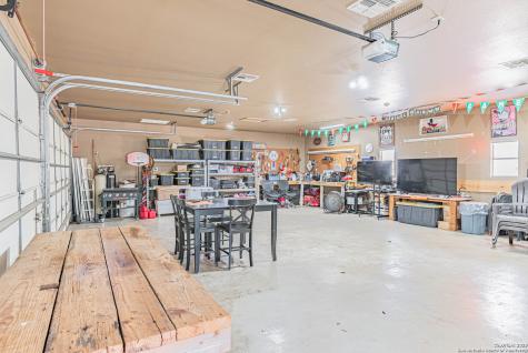 461 Fm 3432 La Vernia TX 78121
