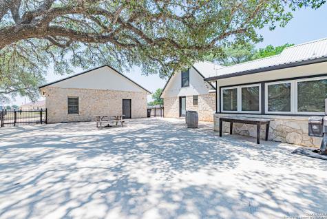461 Fm 3432 La Vernia TX 78121