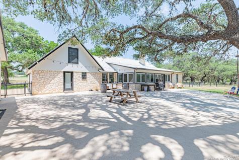 461 Fm 3432 La Vernia TX 78121