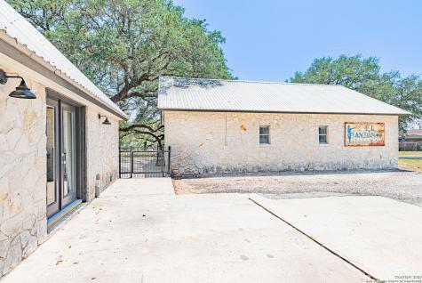 461 Fm 3432 La Vernia TX 78121