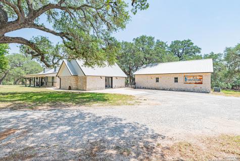 461 Fm 3432 La Vernia TX 78121