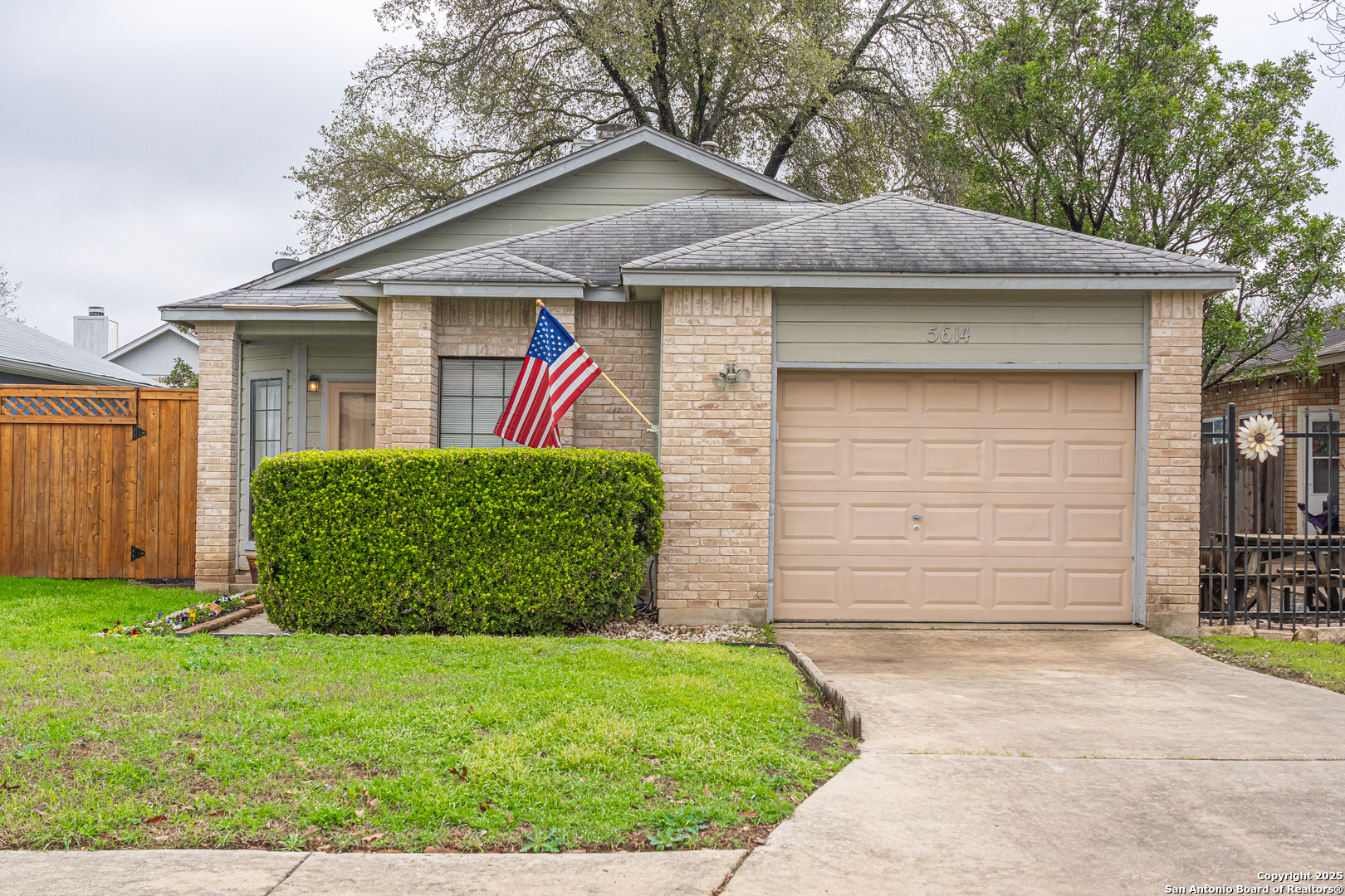 5614 Spring Sunshine San Antonio TX 78247