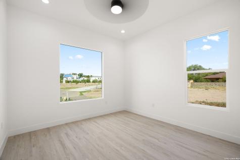 5024 Jardines Place El Paso TX 79932