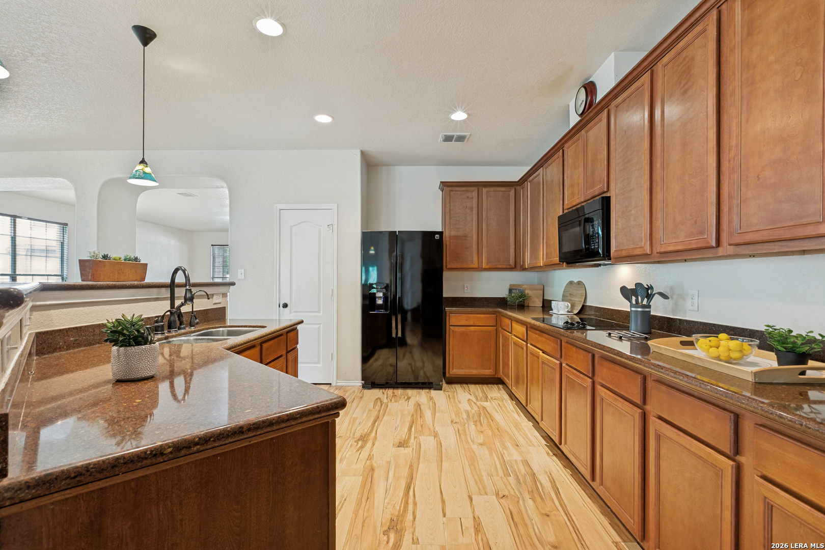 1306 Sun Garden San Antonio TX 78245