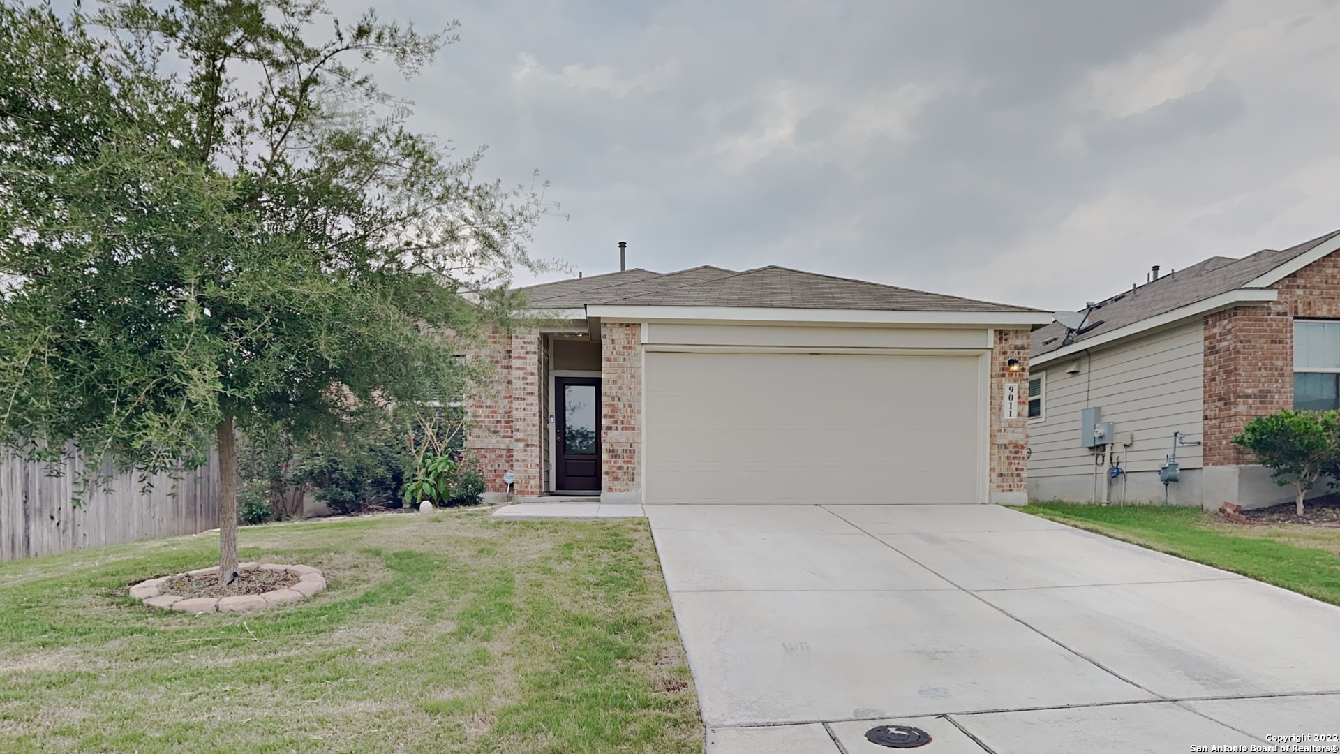 9011 Blanco Park Converse TX 78109