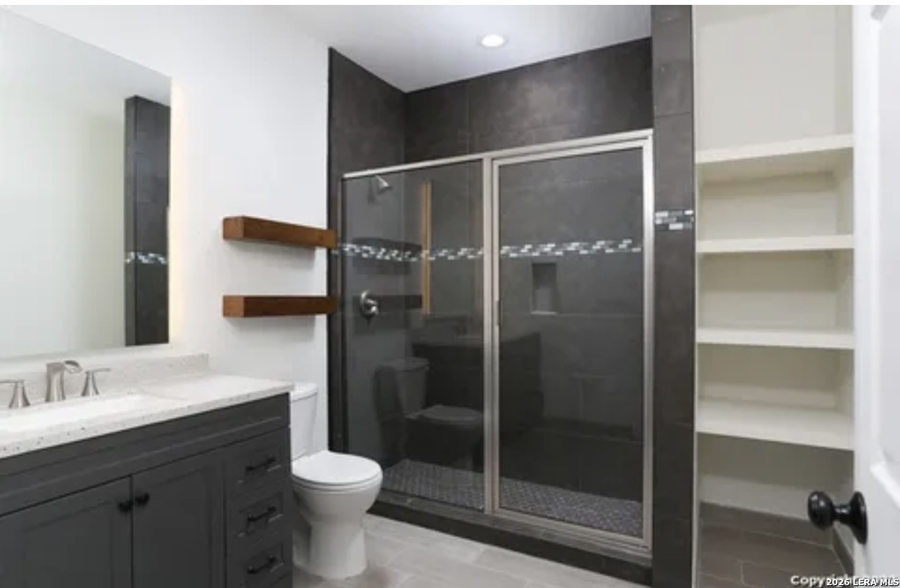 1811 Barrett Palms San Antonio TX 78224