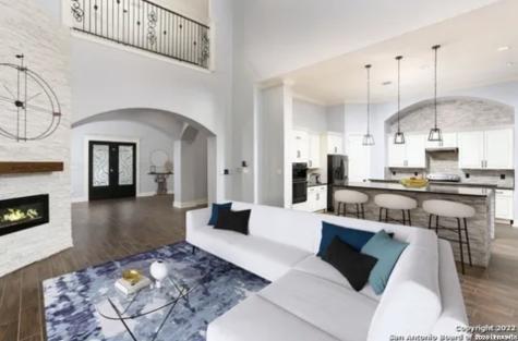 1811 Barrett Palms San Antonio TX 78224
