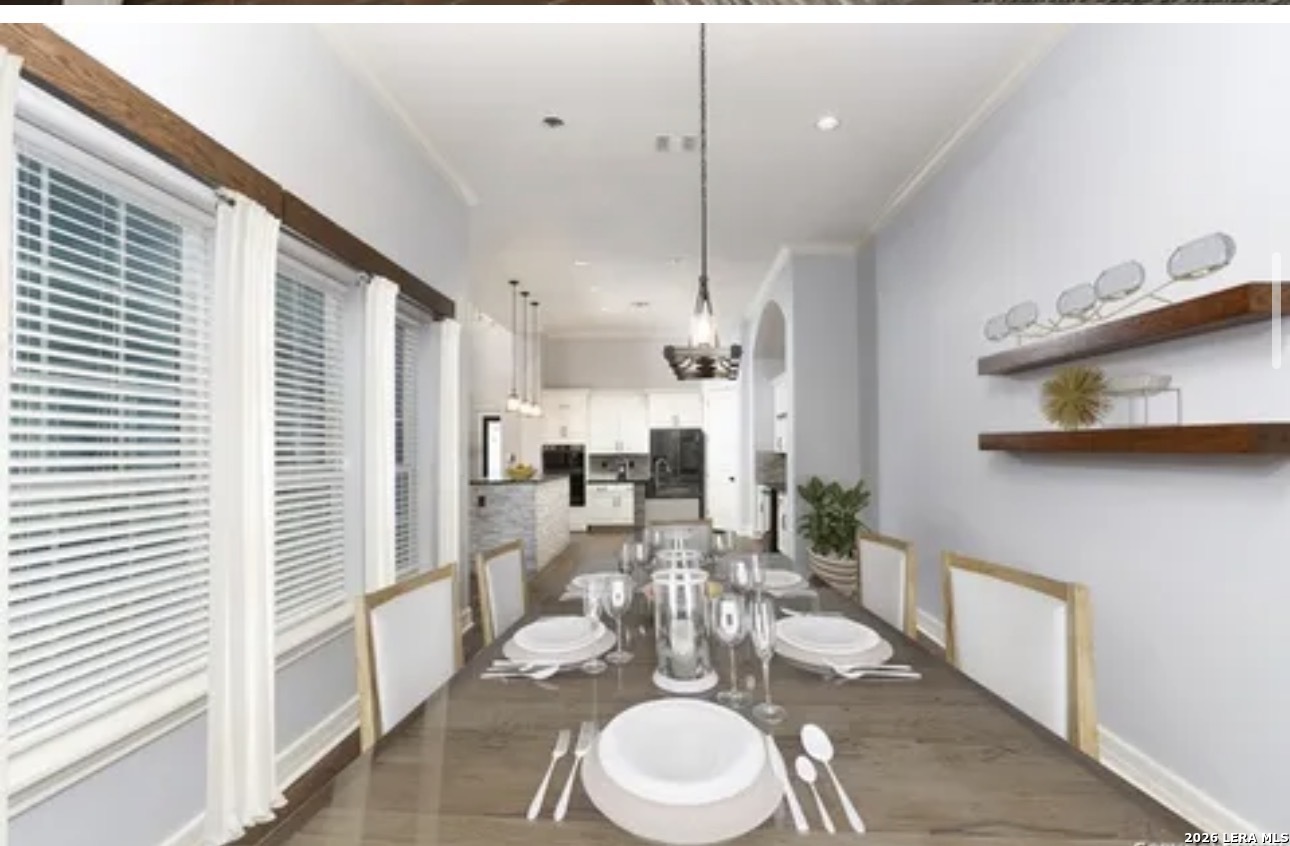 1811 Barrett Palms San Antonio TX 78224