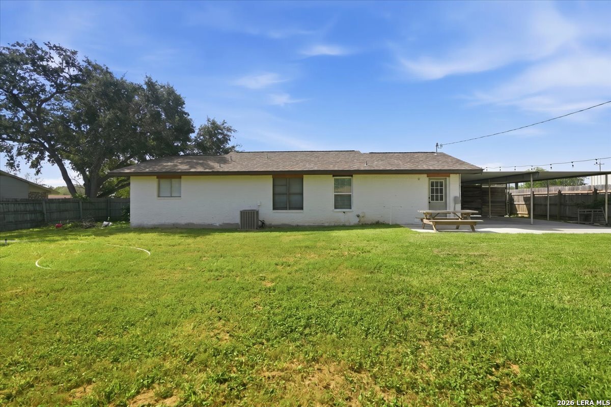 1314 Mark Street George West TX 78022