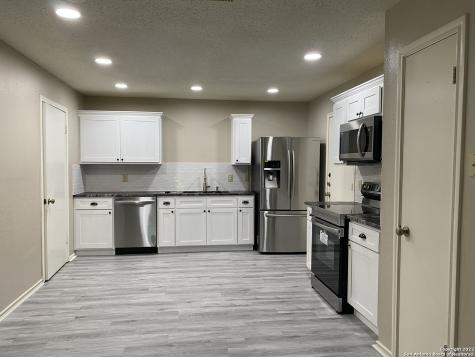 13303 Pecan Glade San Antonio TX 78249