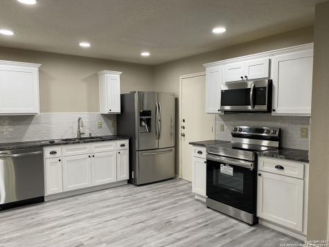 13303 Pecan Glade San Antonio TX 78249