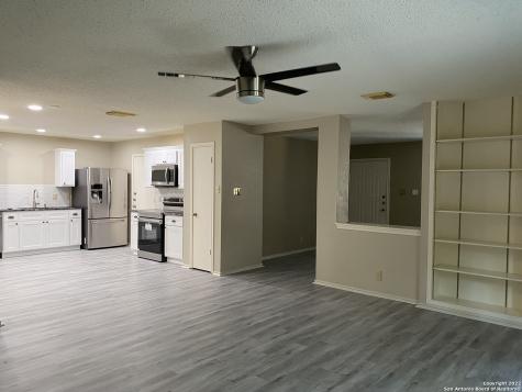 13303 Pecan Glade San Antonio TX 78249