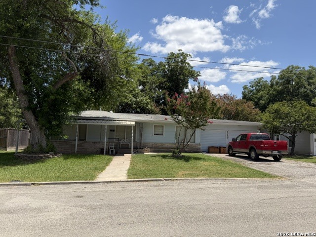 739 W Merriweather Street New Braunfels TX 78130