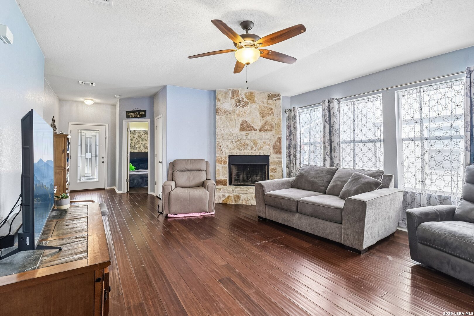 132 Sleepy Village Cibolo TX 78108