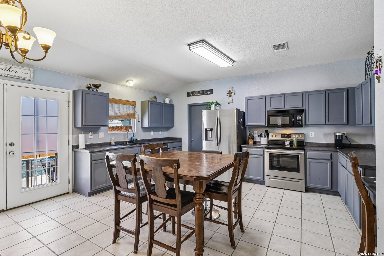 132 Sleepy Village Cibolo TX 78108
