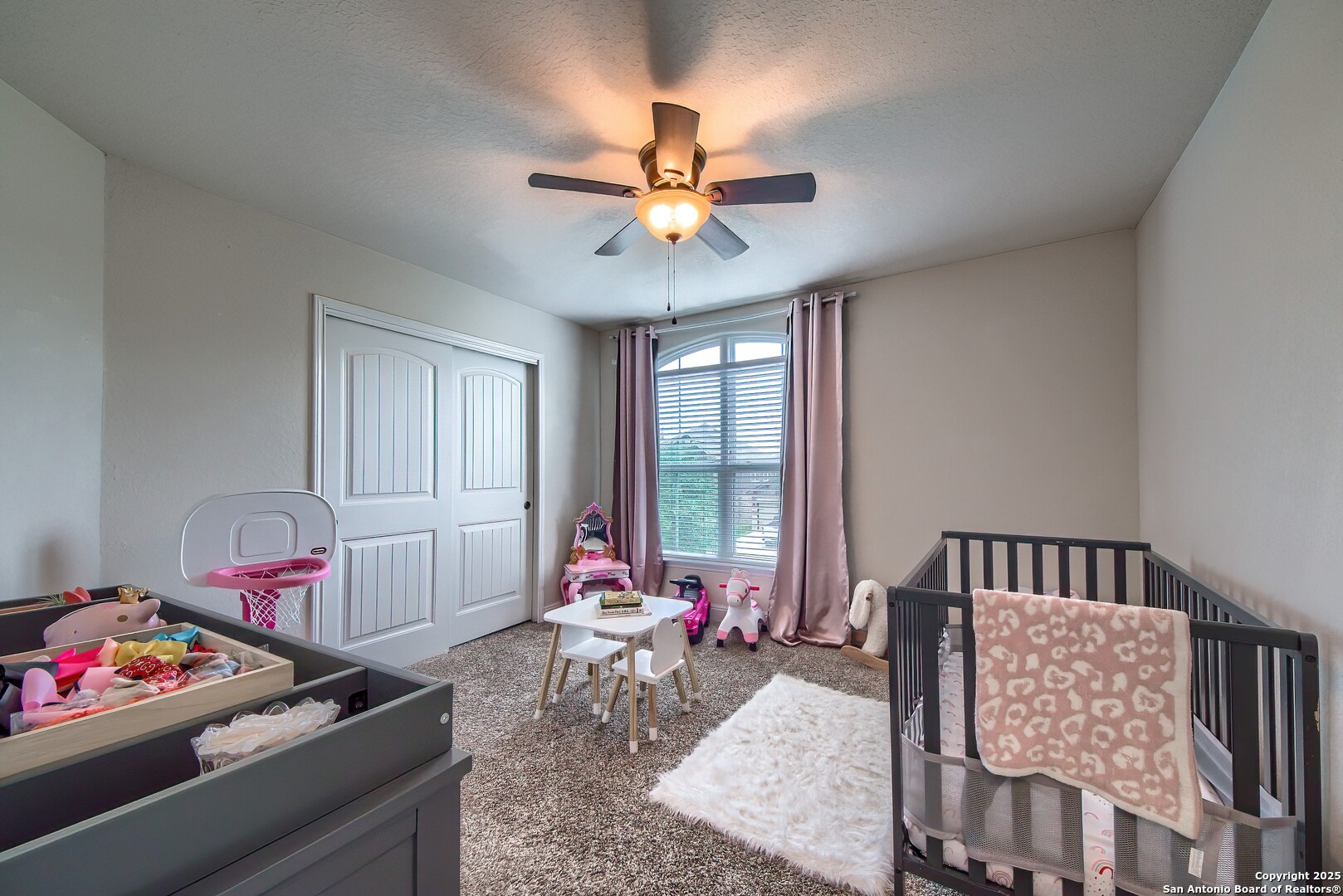 5938 Akin Song San Antonio TX 78261