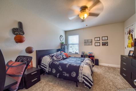 5938 Akin Song San Antonio TX 78261