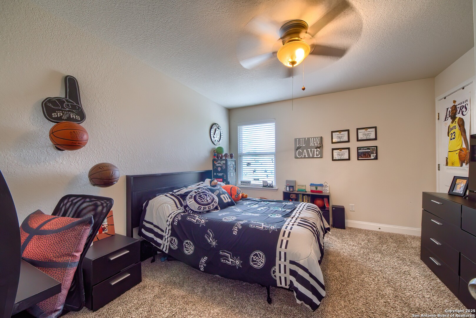 5938 Akin Song San Antonio TX 78261