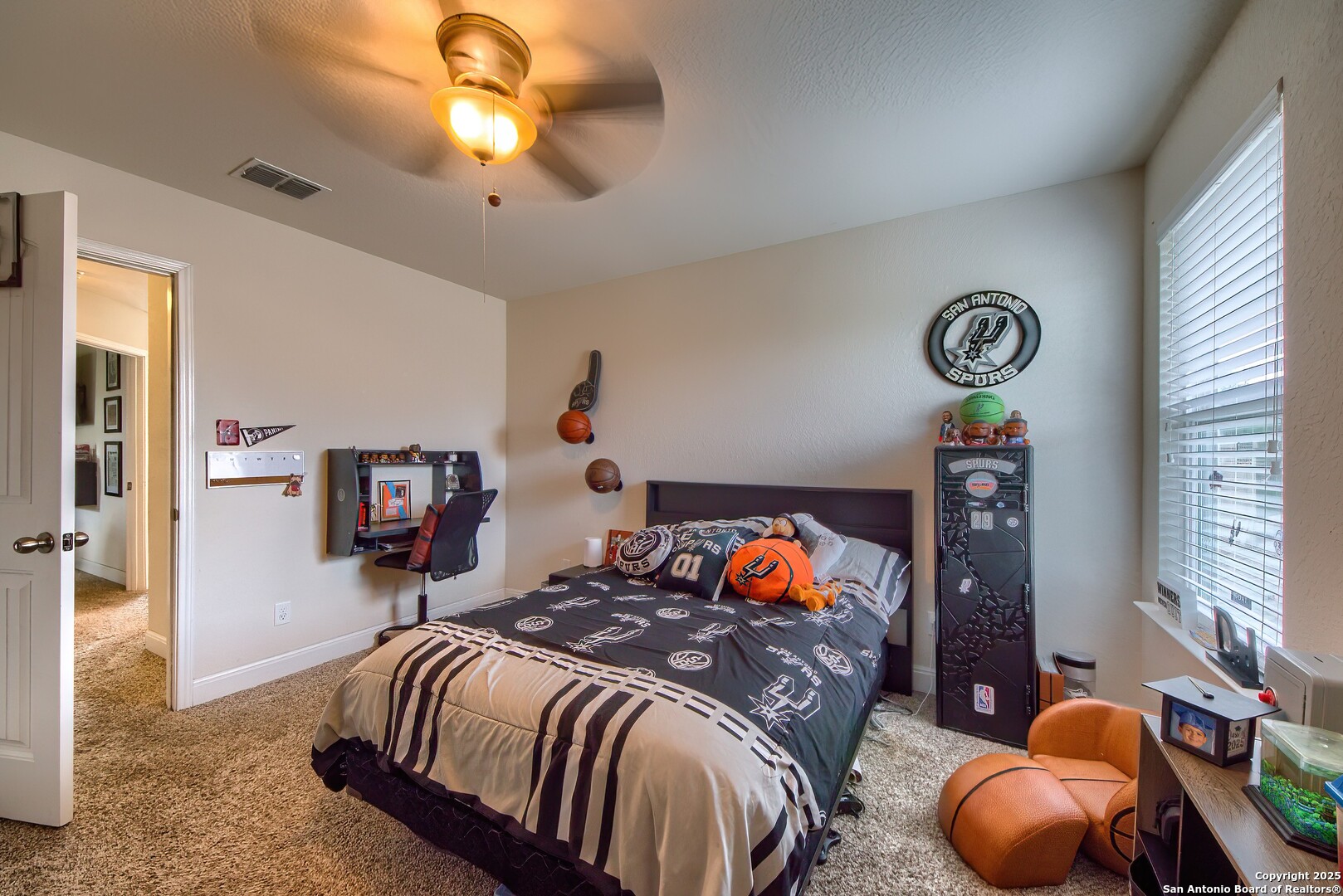 5938 Akin Song San Antonio TX 78261