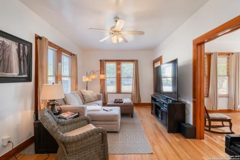 190 S Chestnut Avenue New Braunfels TX 78130