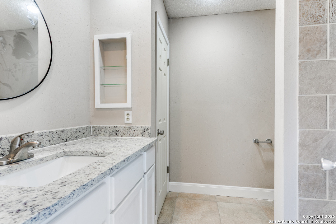 14206 Short Horn San Antonio TX 78247