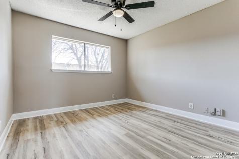 14206 Short Horn San Antonio TX 78247