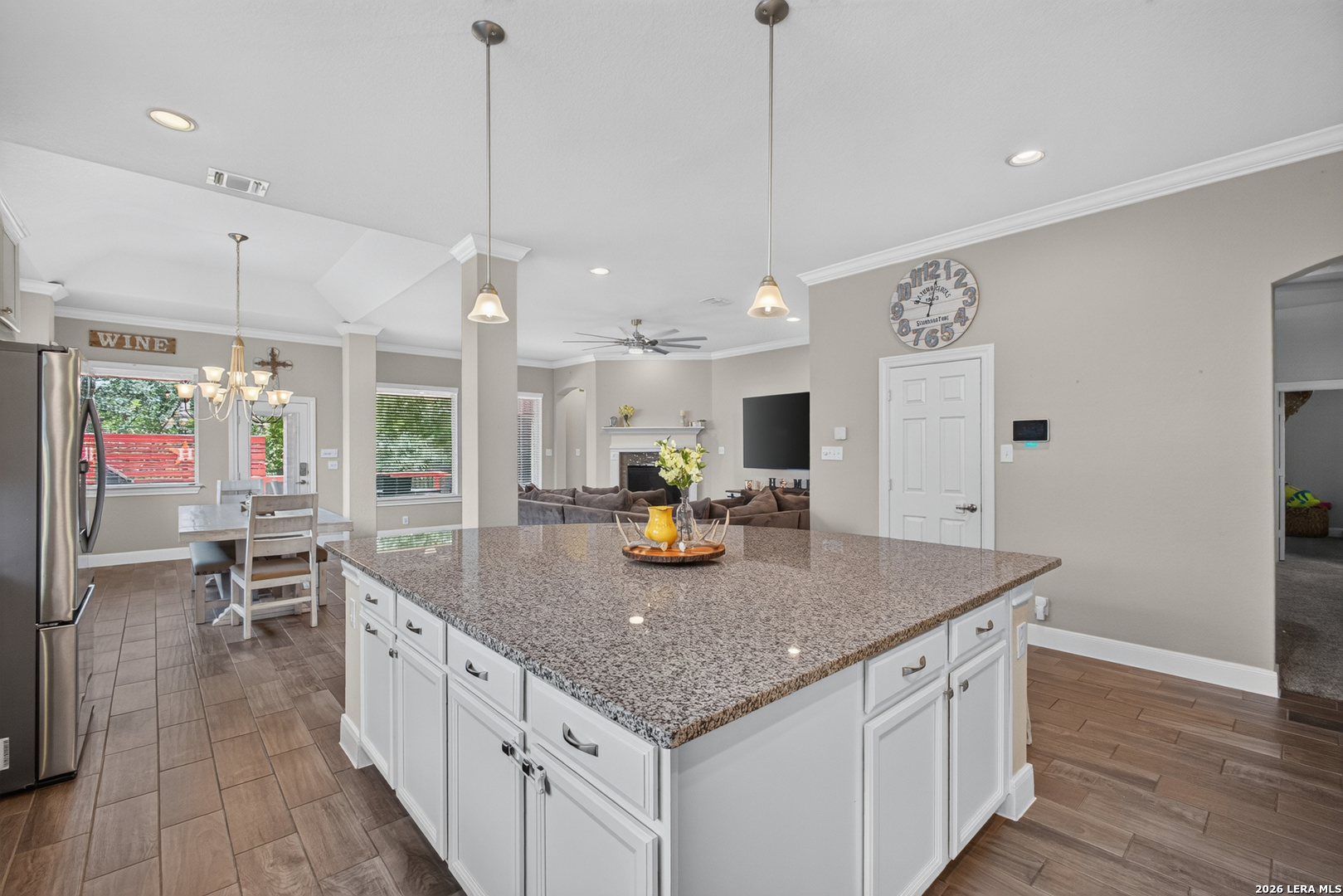 2037 Cullum Park San Antonio TX 78253