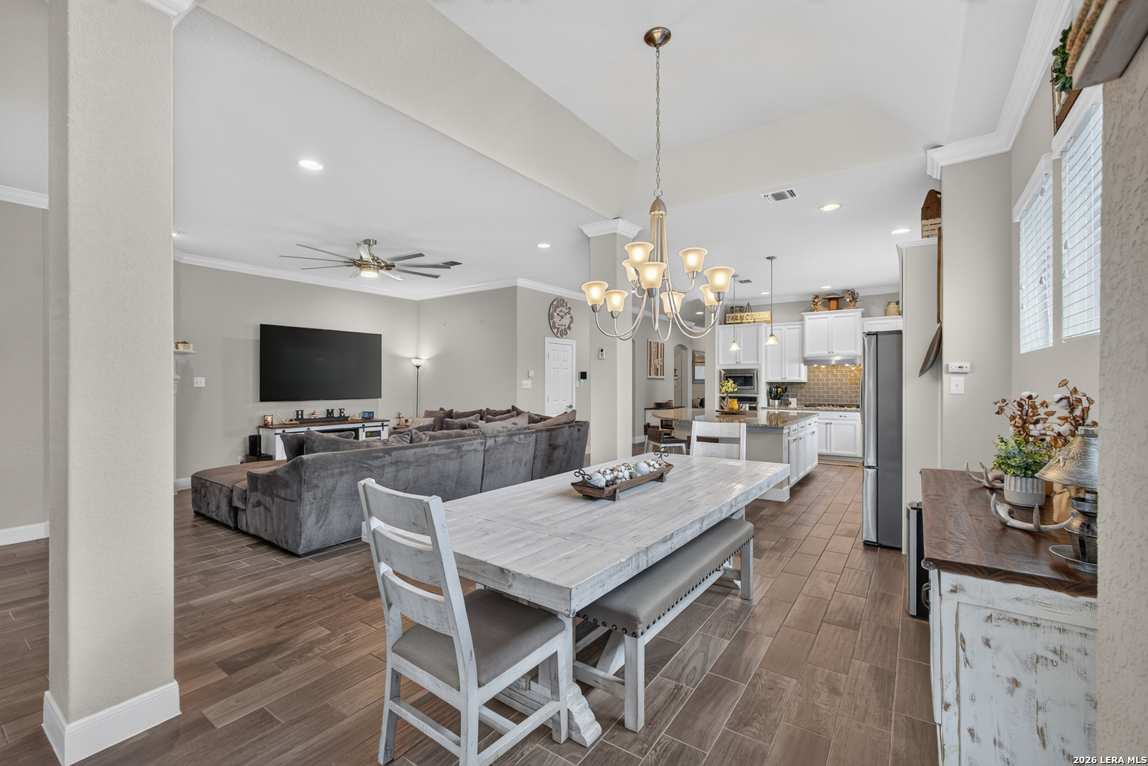 2037 Cullum Park San Antonio TX 78253