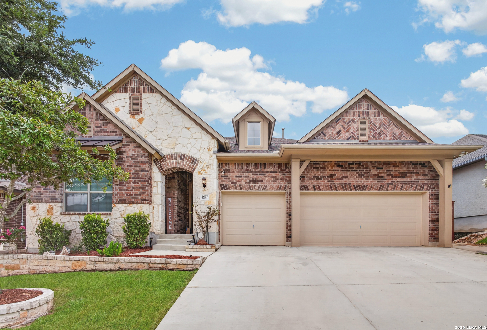 2037 Cullum Park San Antonio TX 78253