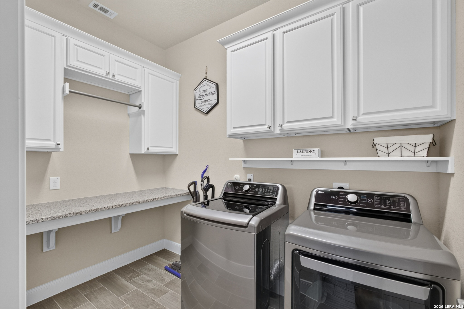 2037 Cullum Park San Antonio TX 78253
