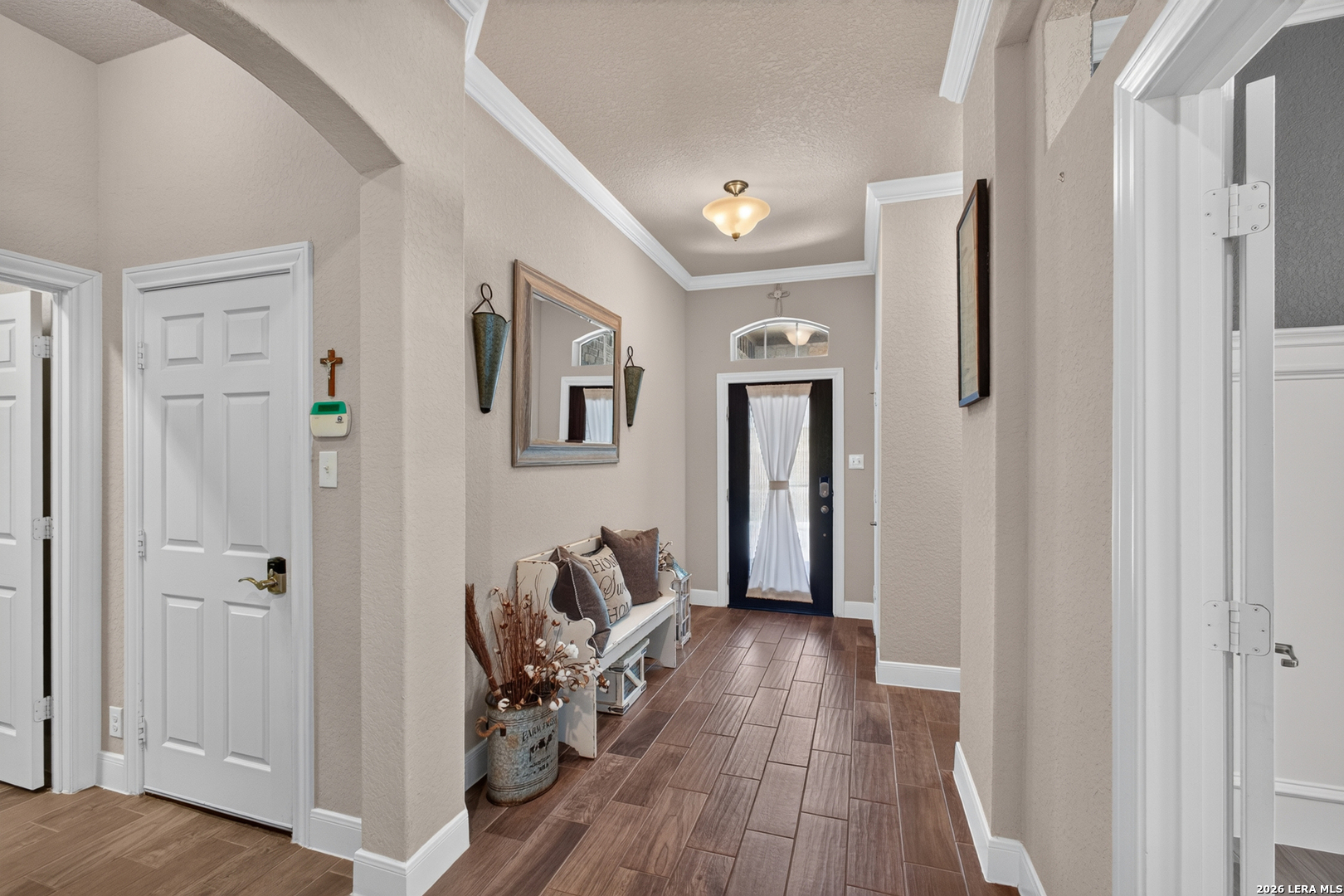 2037 Cullum Park San Antonio TX 78253